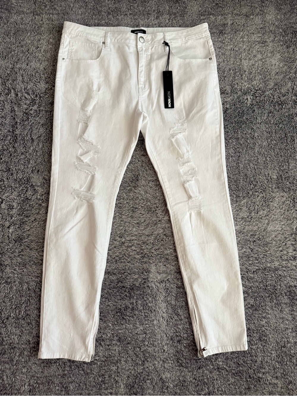 Men’s Distressed Jeans, Fashion Nova, Size 38, NWT